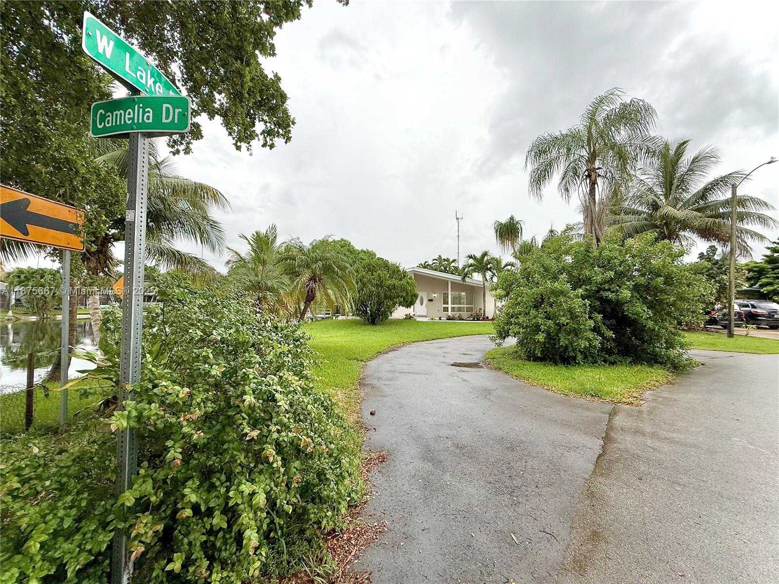 Small Image of 6708 CAMELIA DR, Miramar Number 71