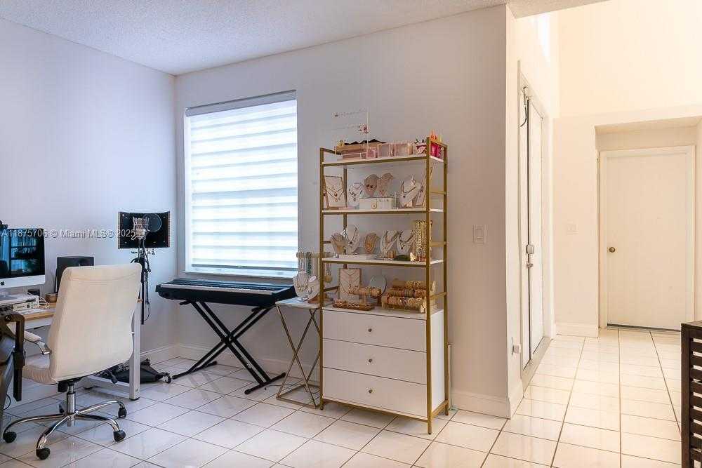 Small Image of 5031 SOUTH WEST 150TH AVE, Miramar Number 10