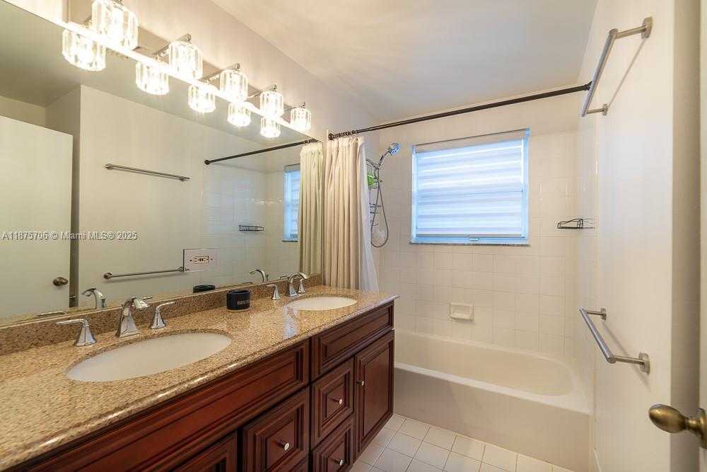 Small Image of 5031 SOUTH WEST 150TH AVE, Miramar Number 22