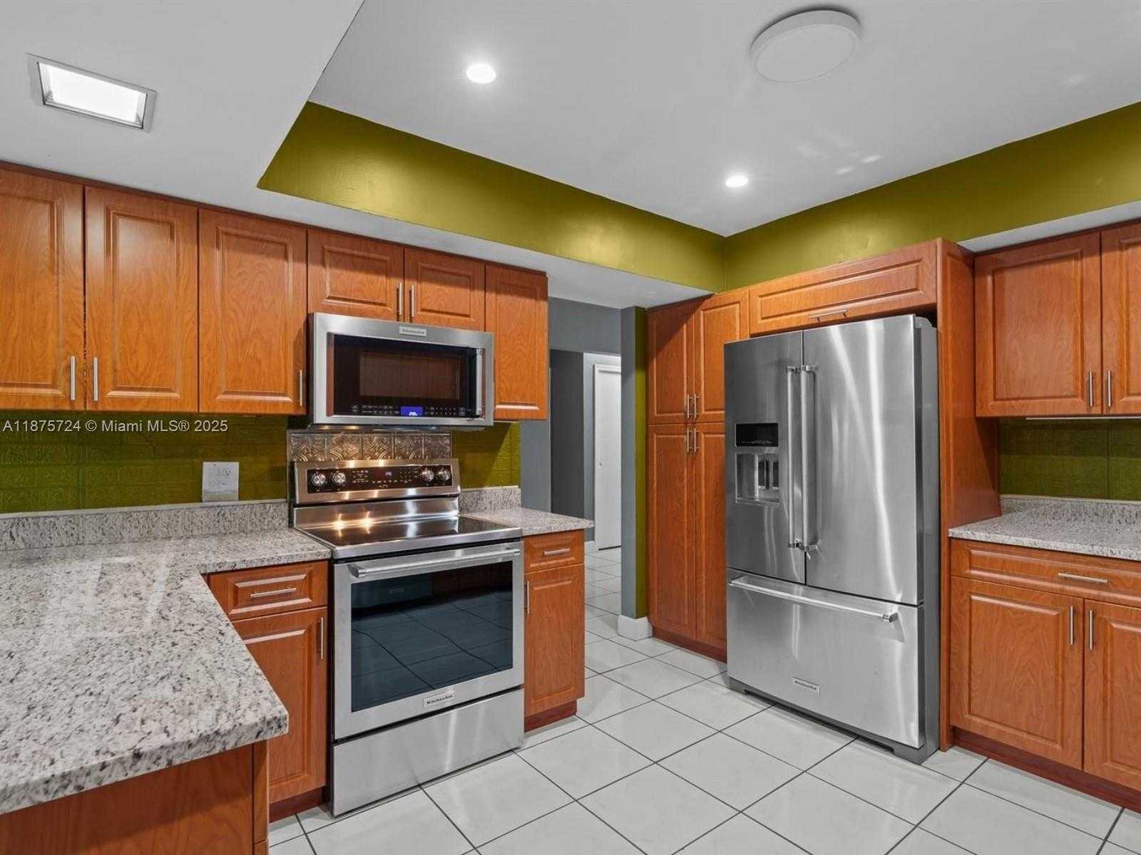 Small Image of 11515 NORTH WEST 32ND CT, Coral Springs Number 2