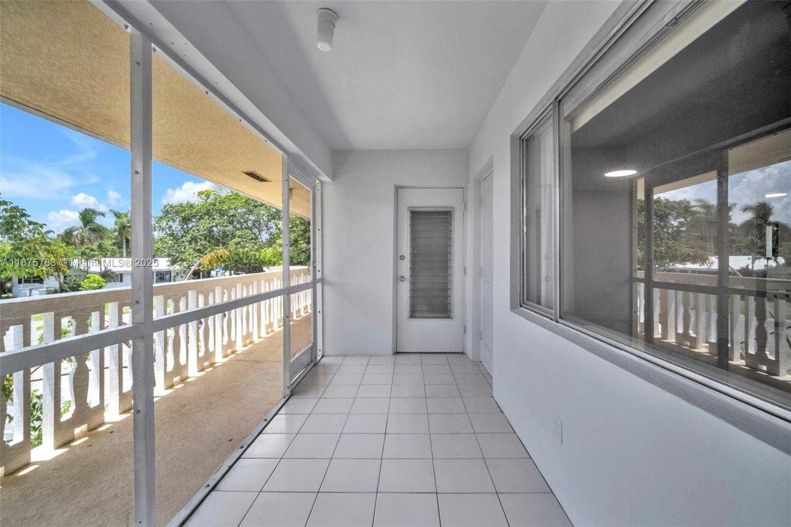 Small Image of Fort Lauderdale Number 15