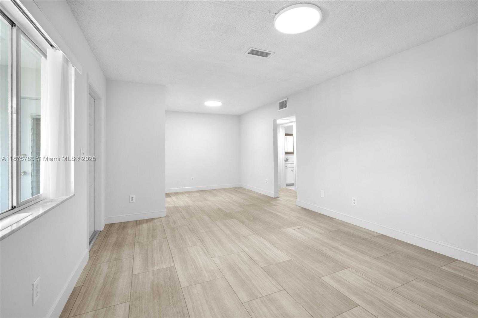 Small Image of Fort Lauderdale Number 16