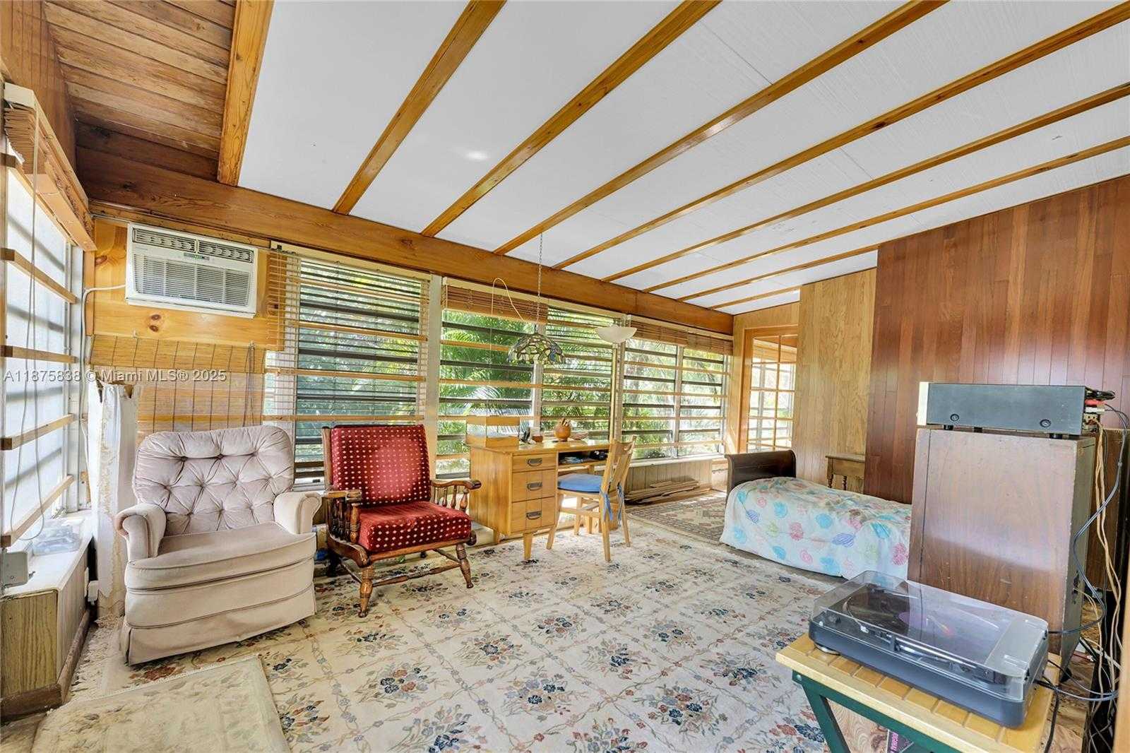Small Image of 740 NORTH EAST 50TH CT, Deerfield Beach Number 16