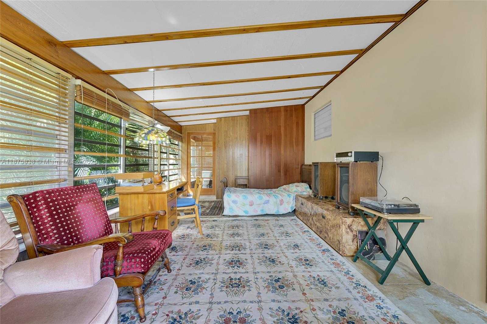 Small Image of 740 NORTH EAST 50TH CT, Deerfield Beach Number 17