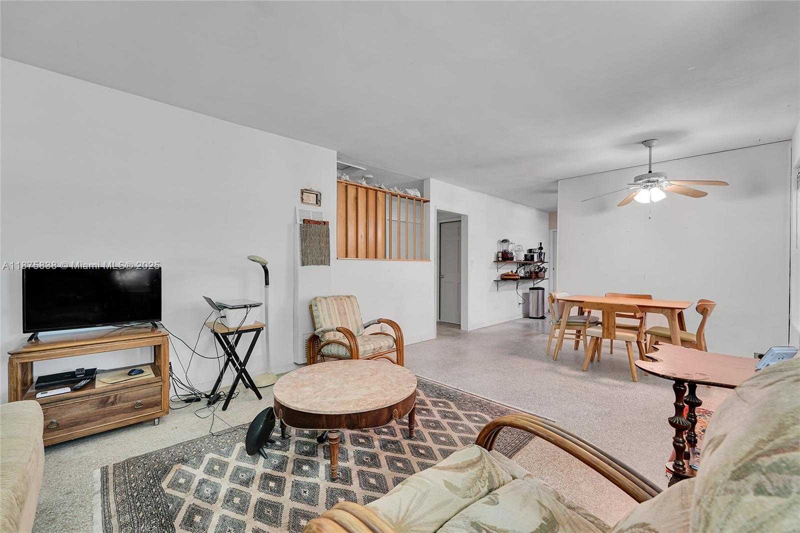 Small Image of 740 NORTH EAST 50TH CT, Deerfield Beach Number 5