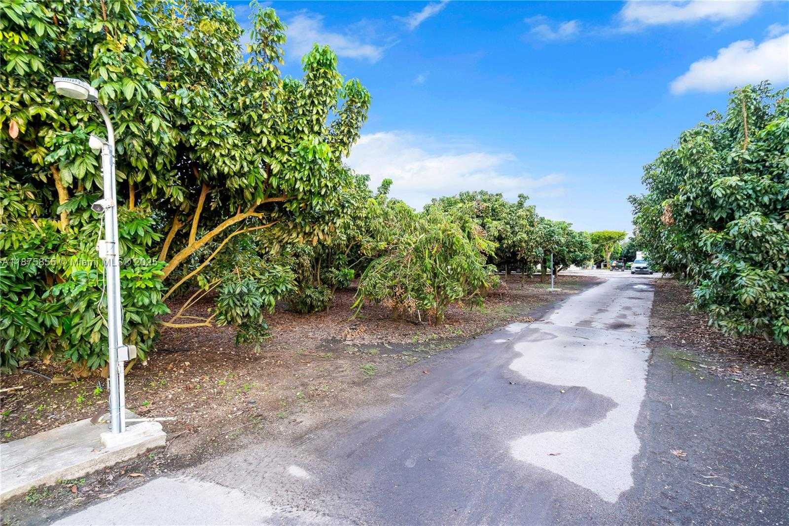 Small Image of 17900 SOUTH WEST 264TH ST, Homestead Number 2