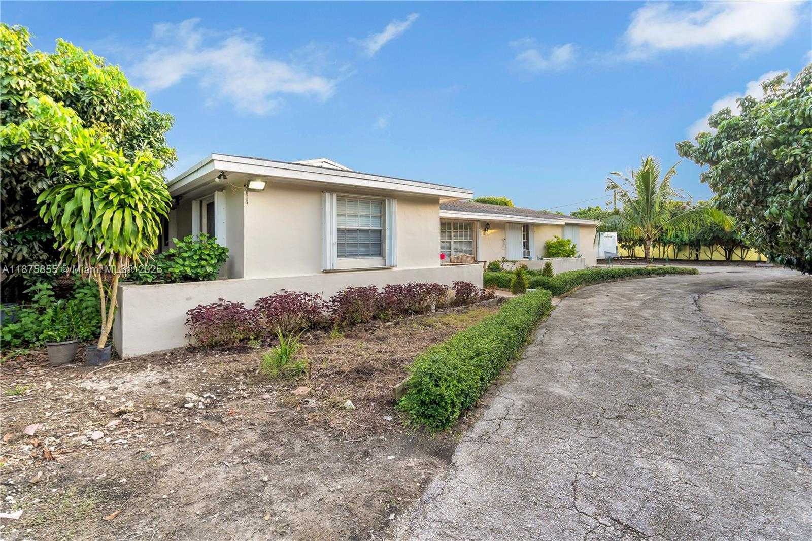 Small Image of 17900 SOUTH WEST 264TH ST, Homestead Number 3