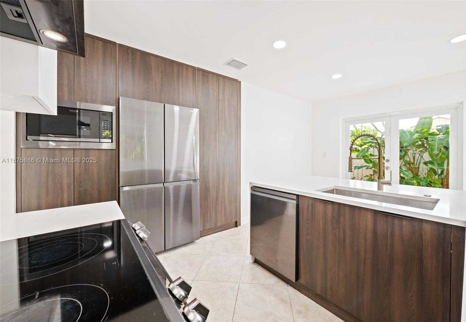 Small Image of 4420 NORTH WEST 61ST PL, Coconut Creek Number 11