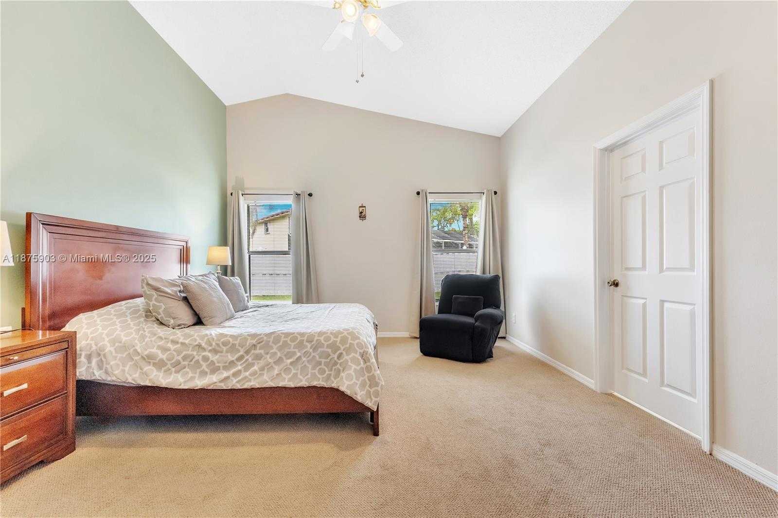 Small Image of 18033 SOUTH WEST 20TH ST, Miramar Number 15