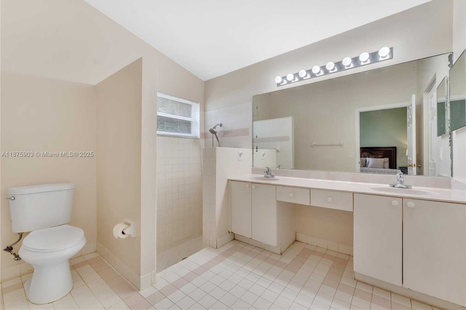 Small Image of 18033 SOUTH WEST 20TH ST, Miramar Number 16