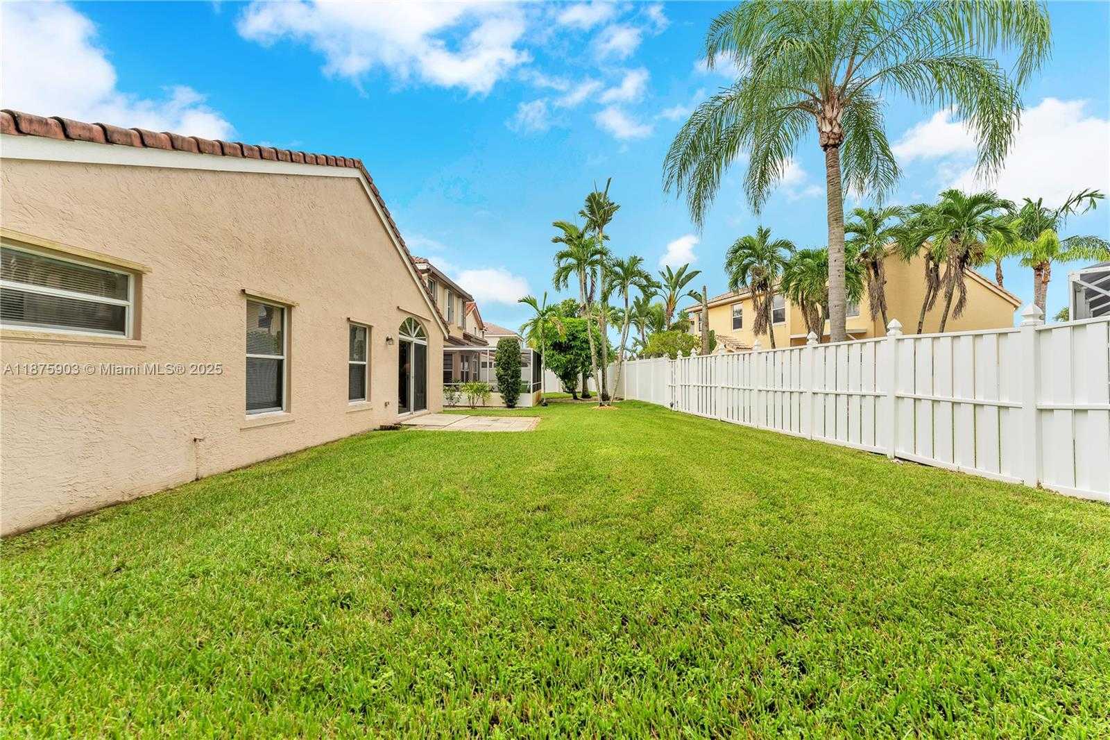 Small Image of 18033 SOUTH WEST 20TH ST, Miramar Number 22