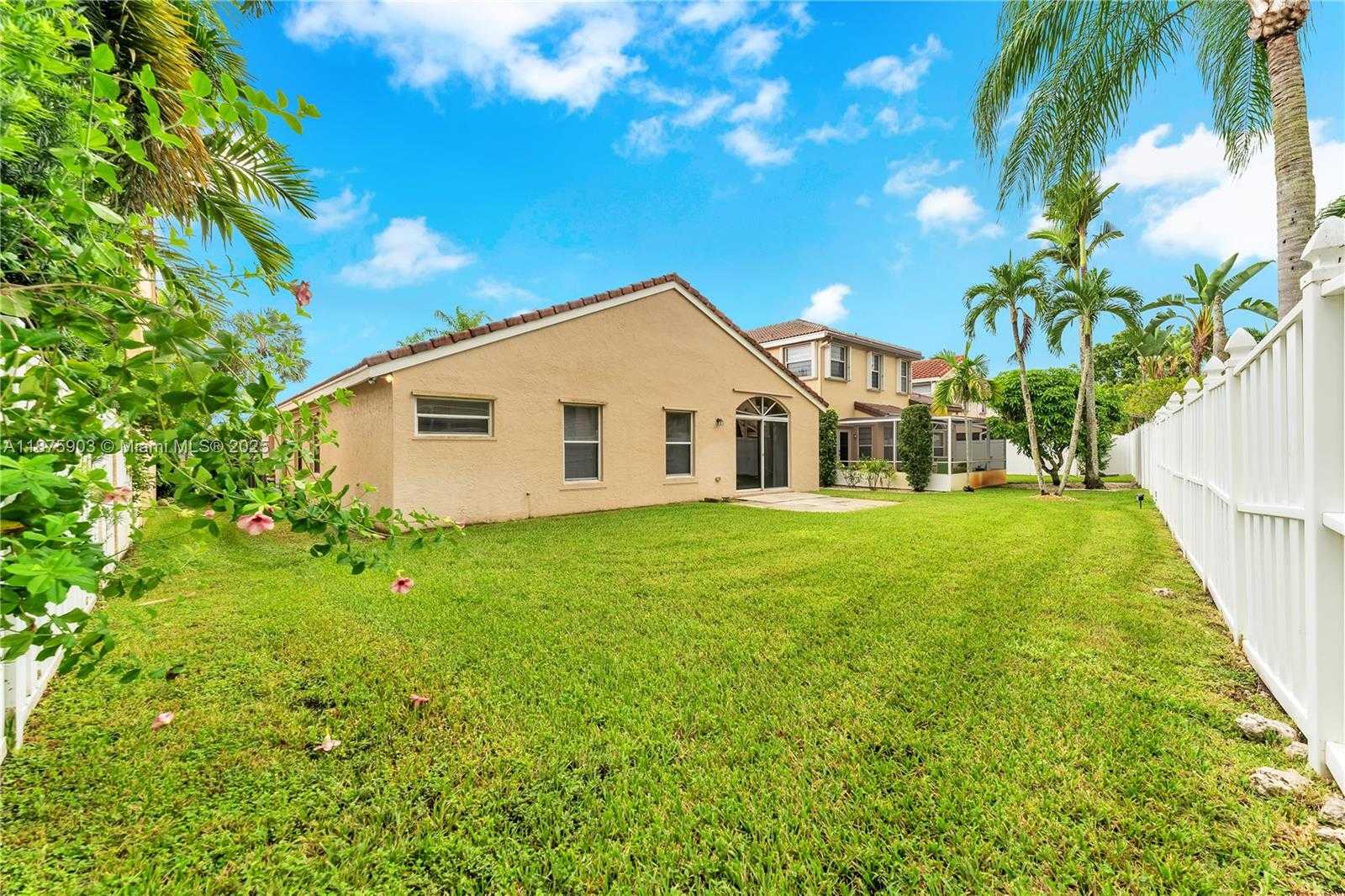 Small Image of 18033 SOUTH WEST 20TH ST, Miramar Number 23
