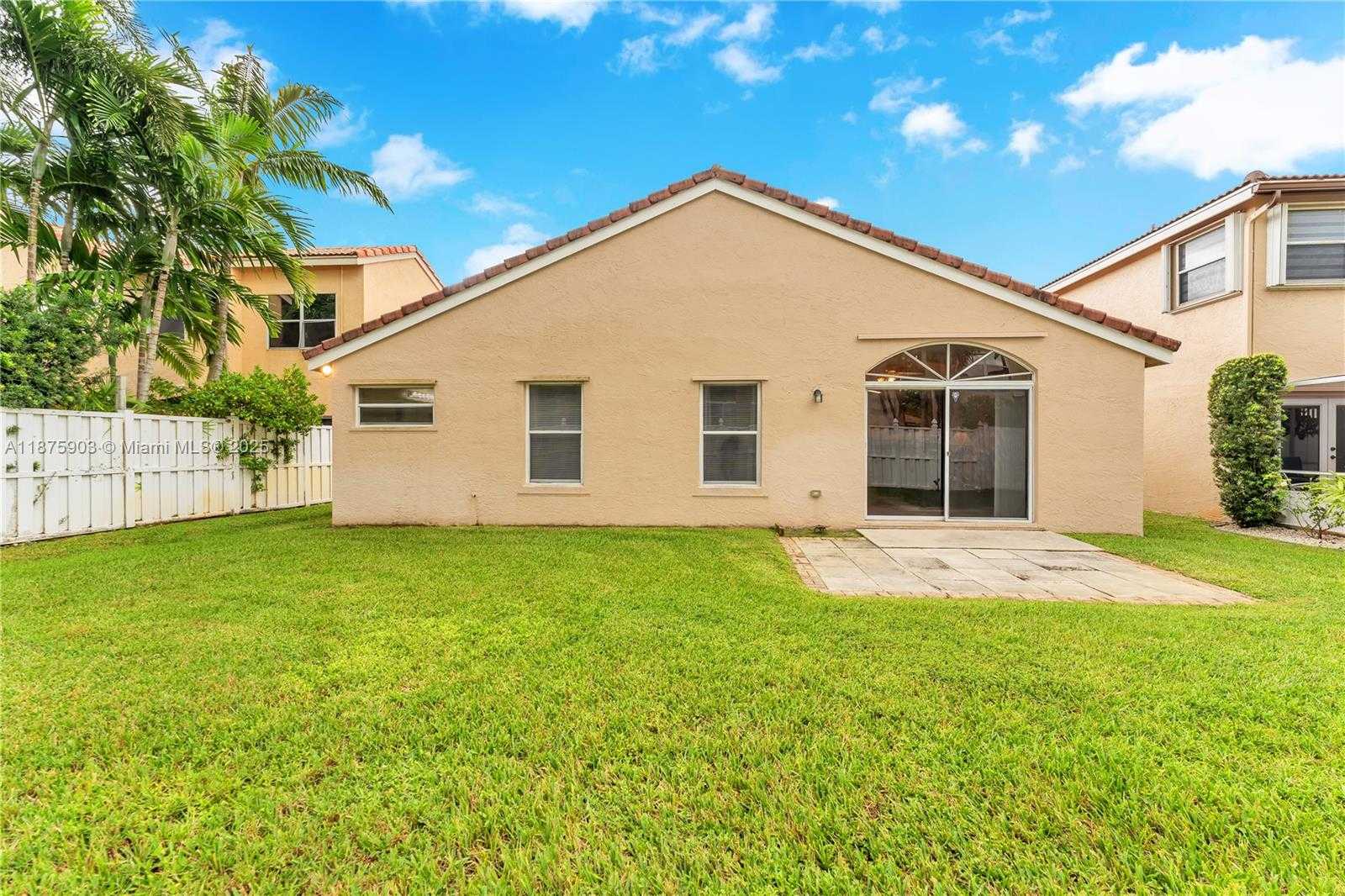 Small Image of 18033 SOUTH WEST 20TH ST, Miramar Number 24