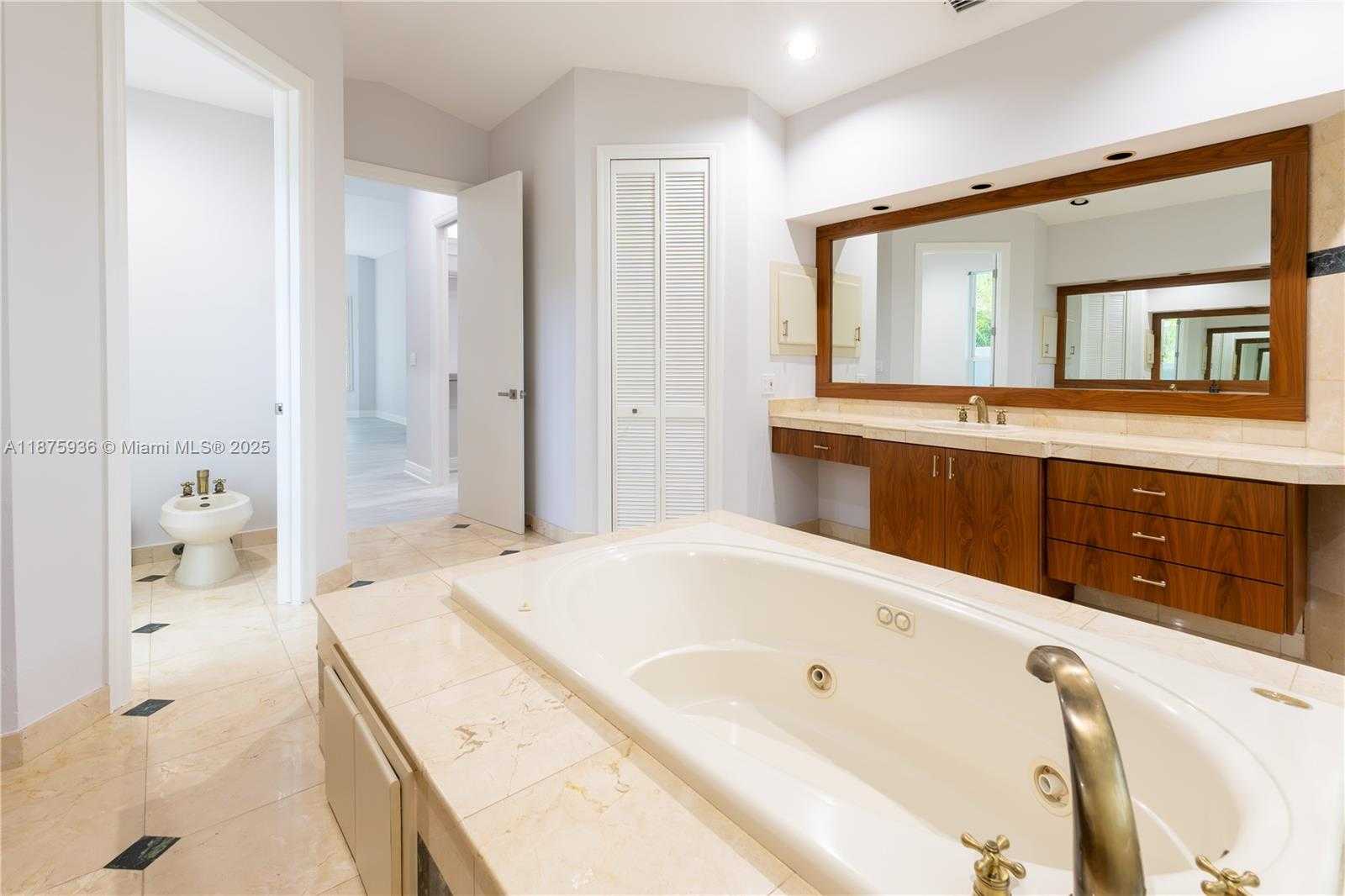 Small Image of 7440 SOUTH WEST 170TH TER, Palmetto Bay Number 30