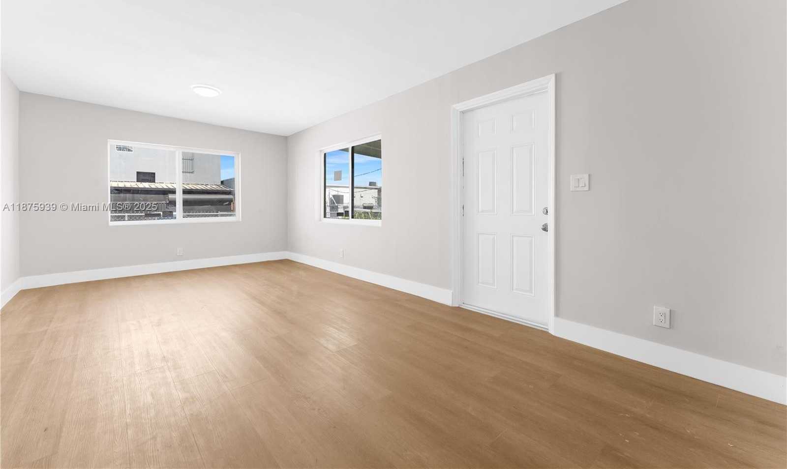 Small Image of 2722 NORTH WEST 4TH ST, Miami Number 10