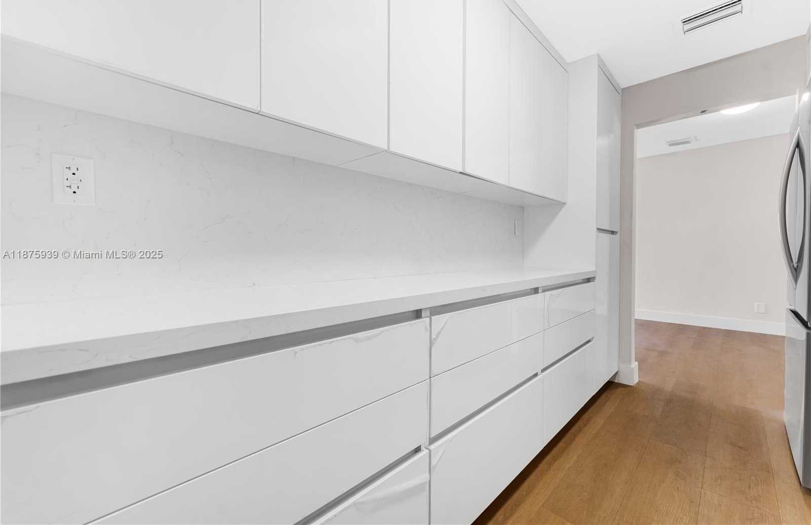 Small Image of 2722 NORTH WEST 4TH ST, Miami Number 16