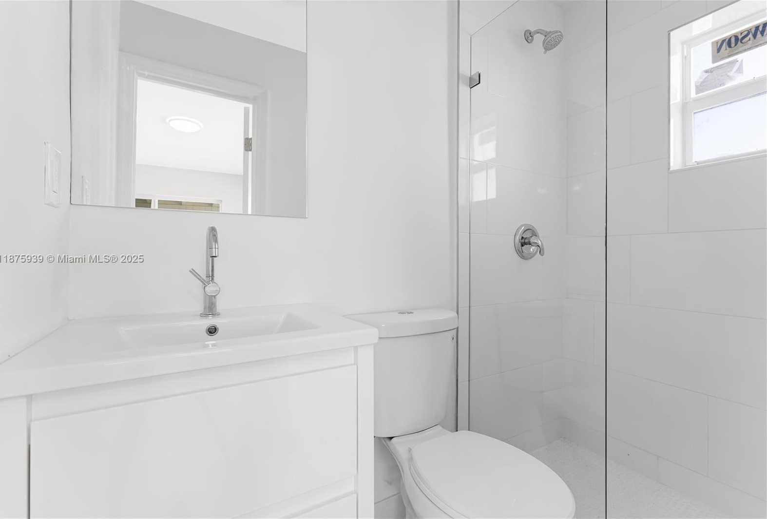 Small Image of 2722 NORTH WEST 4TH ST, Miami Number 7
