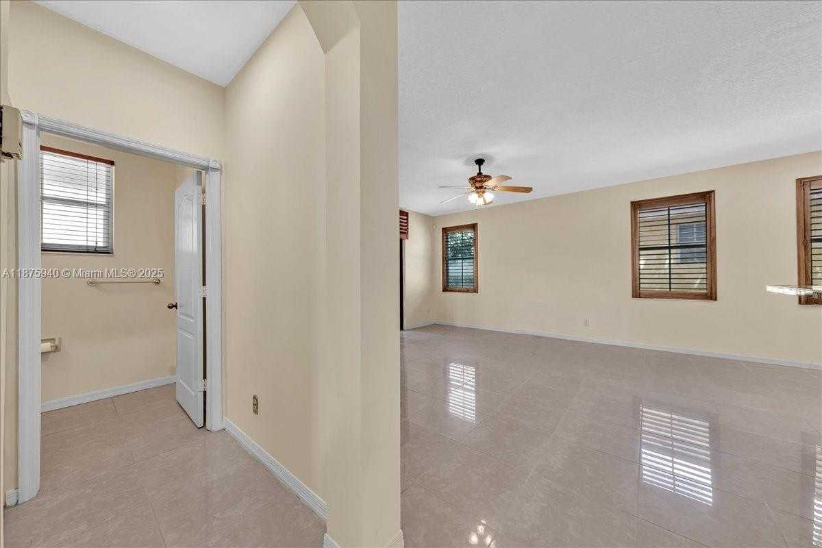 Small Image of 12817 SOUTH WEST 26TH ST, Miramar Number 15