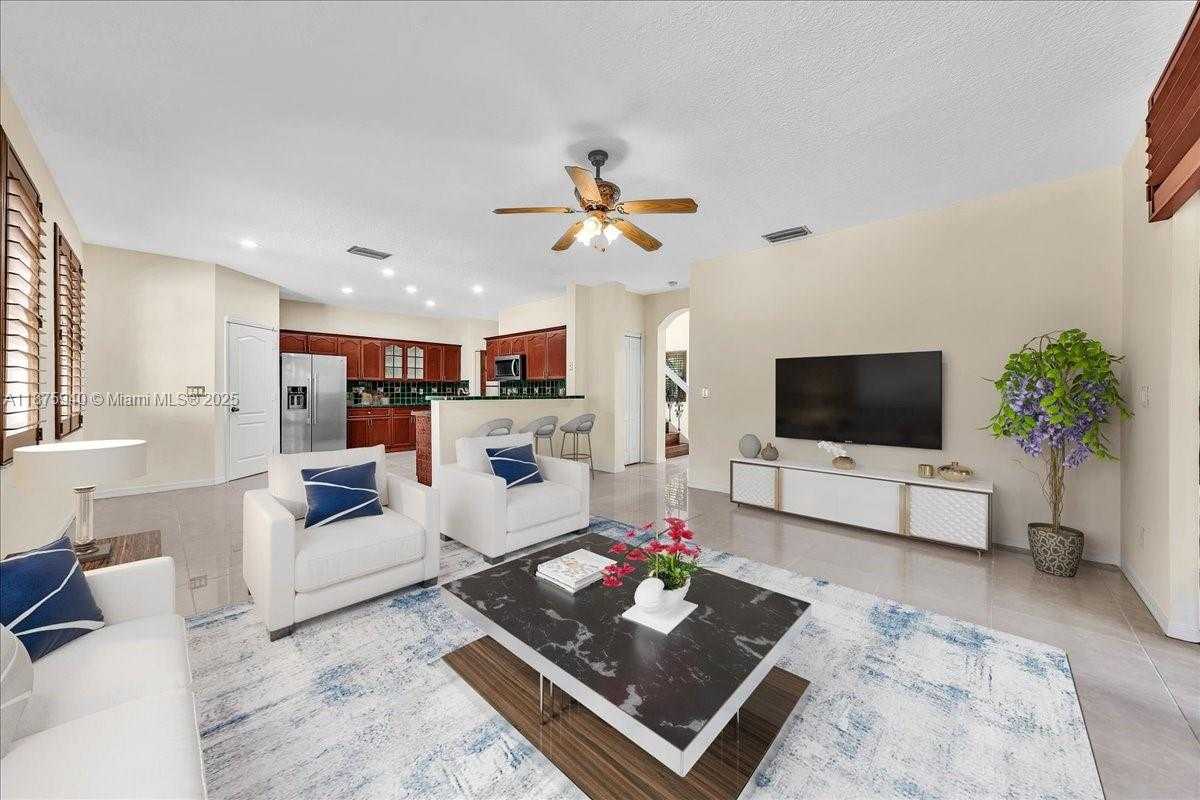 Small Image of 12817 SOUTH WEST 26TH ST, Miramar Number 3