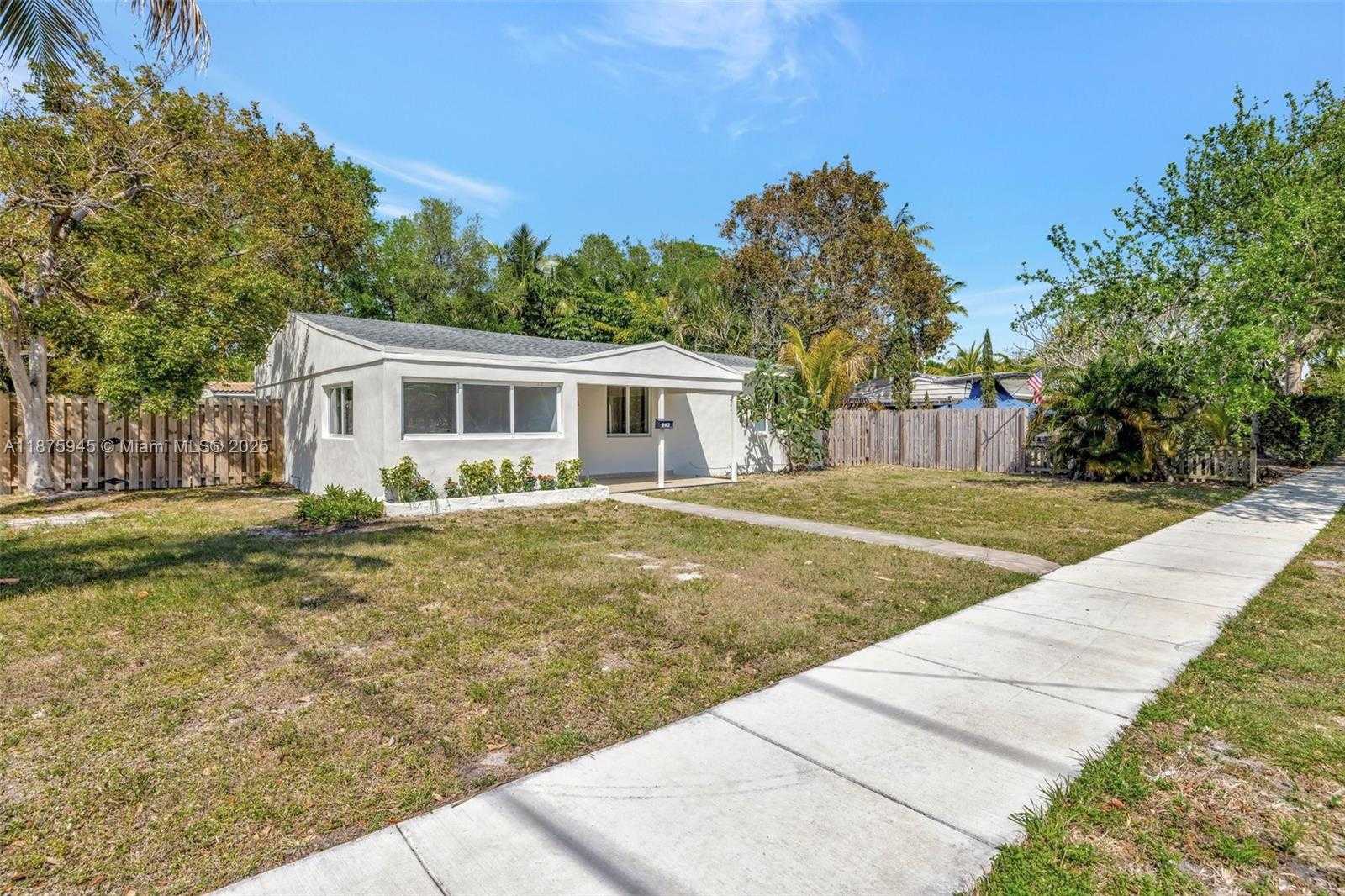 Small Image of 843 SOUTH WEST 20TH ST, Fort Lauderdale Number 2