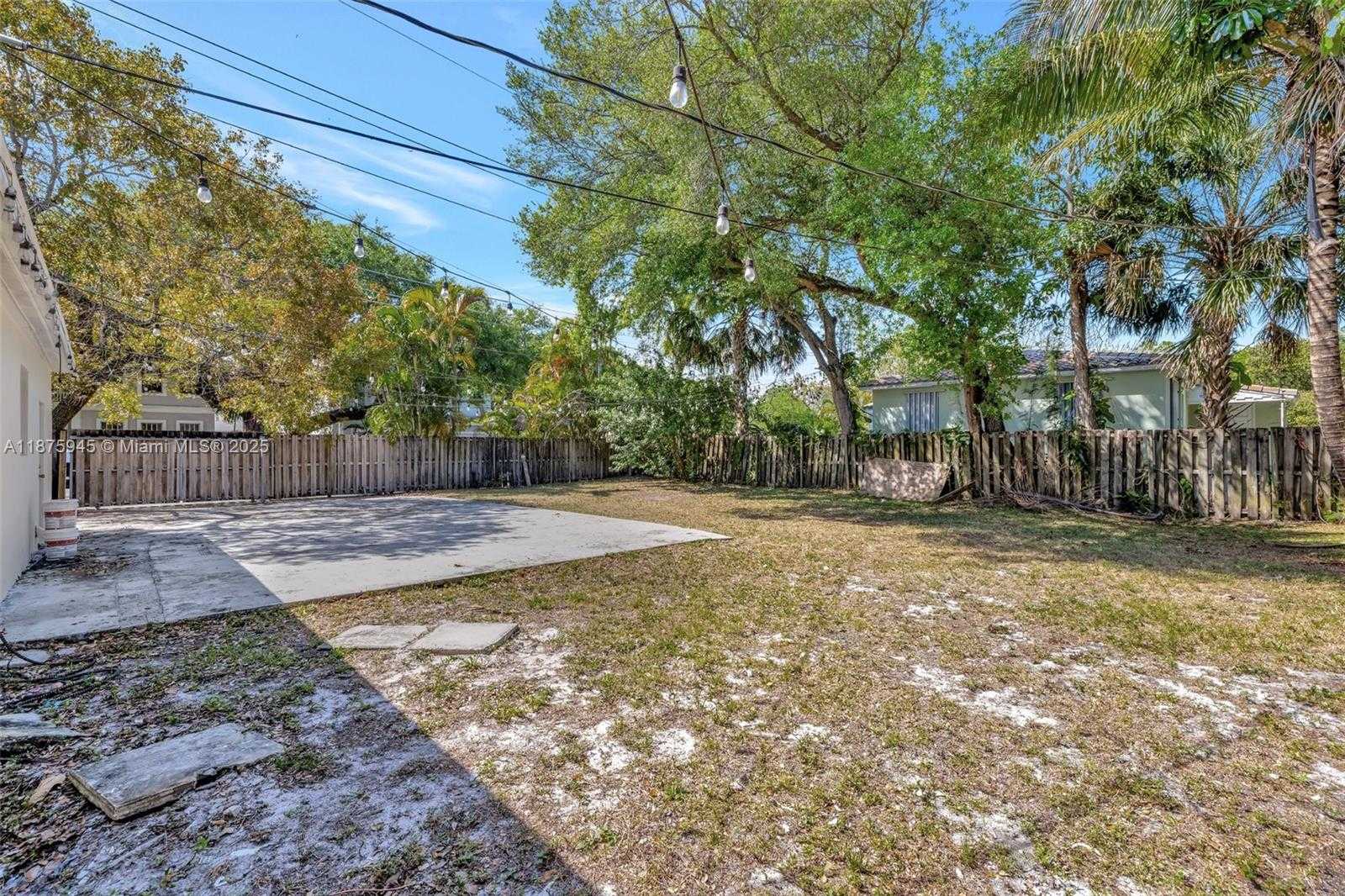 Small Image of 843 SOUTH WEST 20TH ST, Fort Lauderdale Number 28