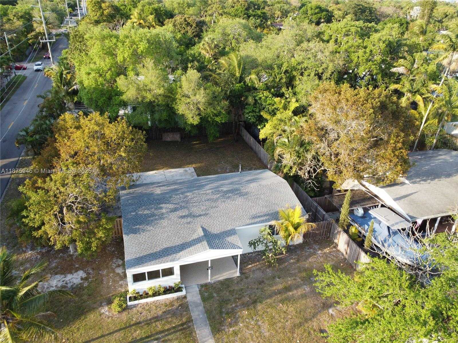 Small Image of 843 SOUTH WEST 20TH ST, Fort Lauderdale Number 35