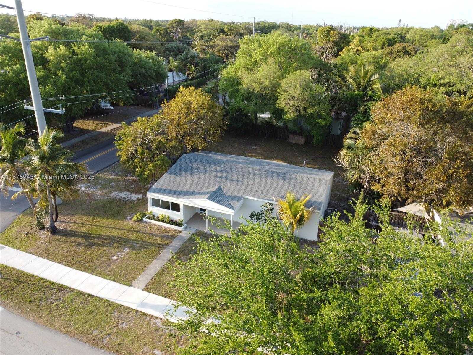 Small Image of 843 SOUTH WEST 20TH ST, Fort Lauderdale Number 36