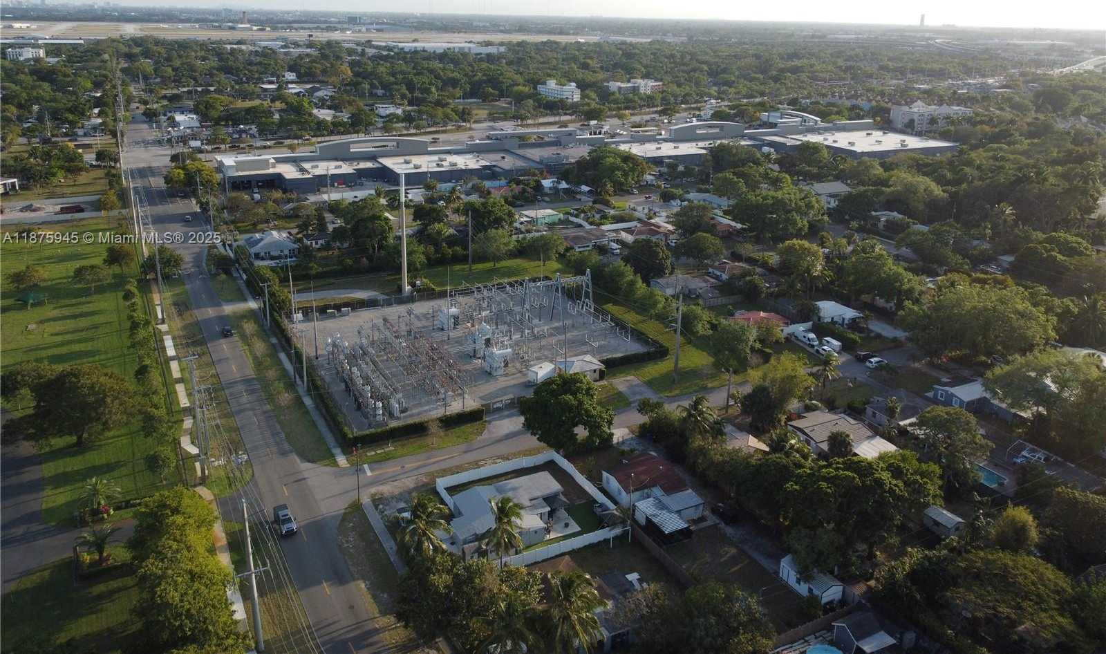 Small Image of 843 SOUTH WEST 20TH ST, Fort Lauderdale Number 40