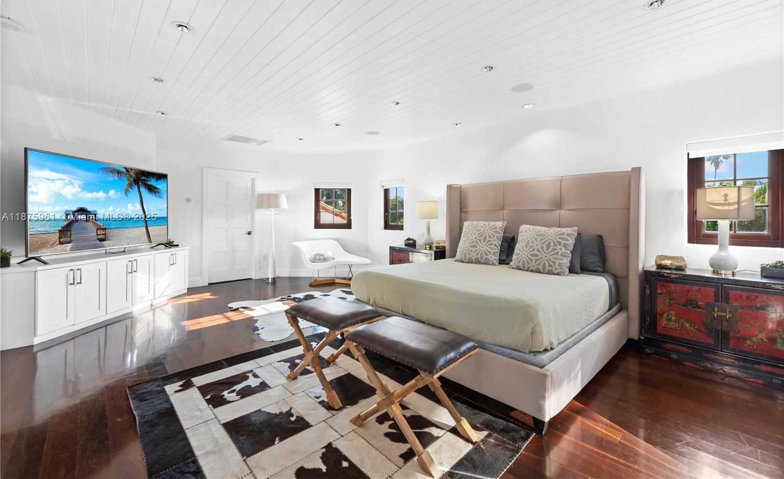 Small Image of 1201 NORTH EAST 83RD ST, Miami Number 21