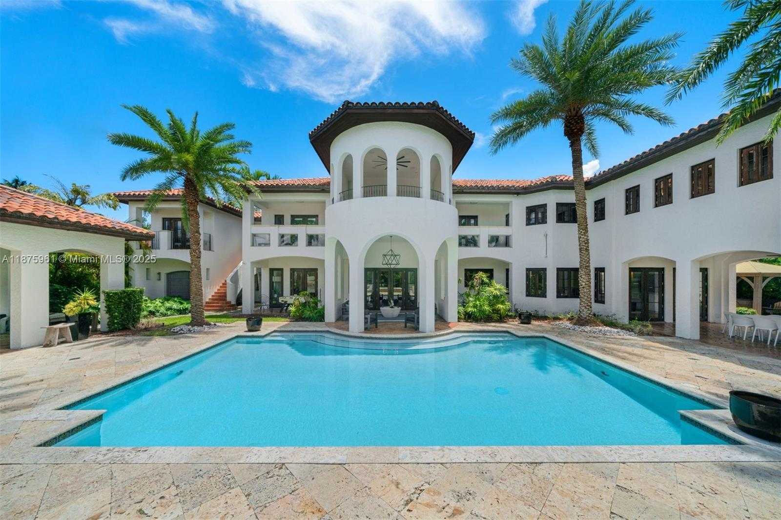 Small Image of 1201 NORTH EAST 83RD ST, Miami Number 31