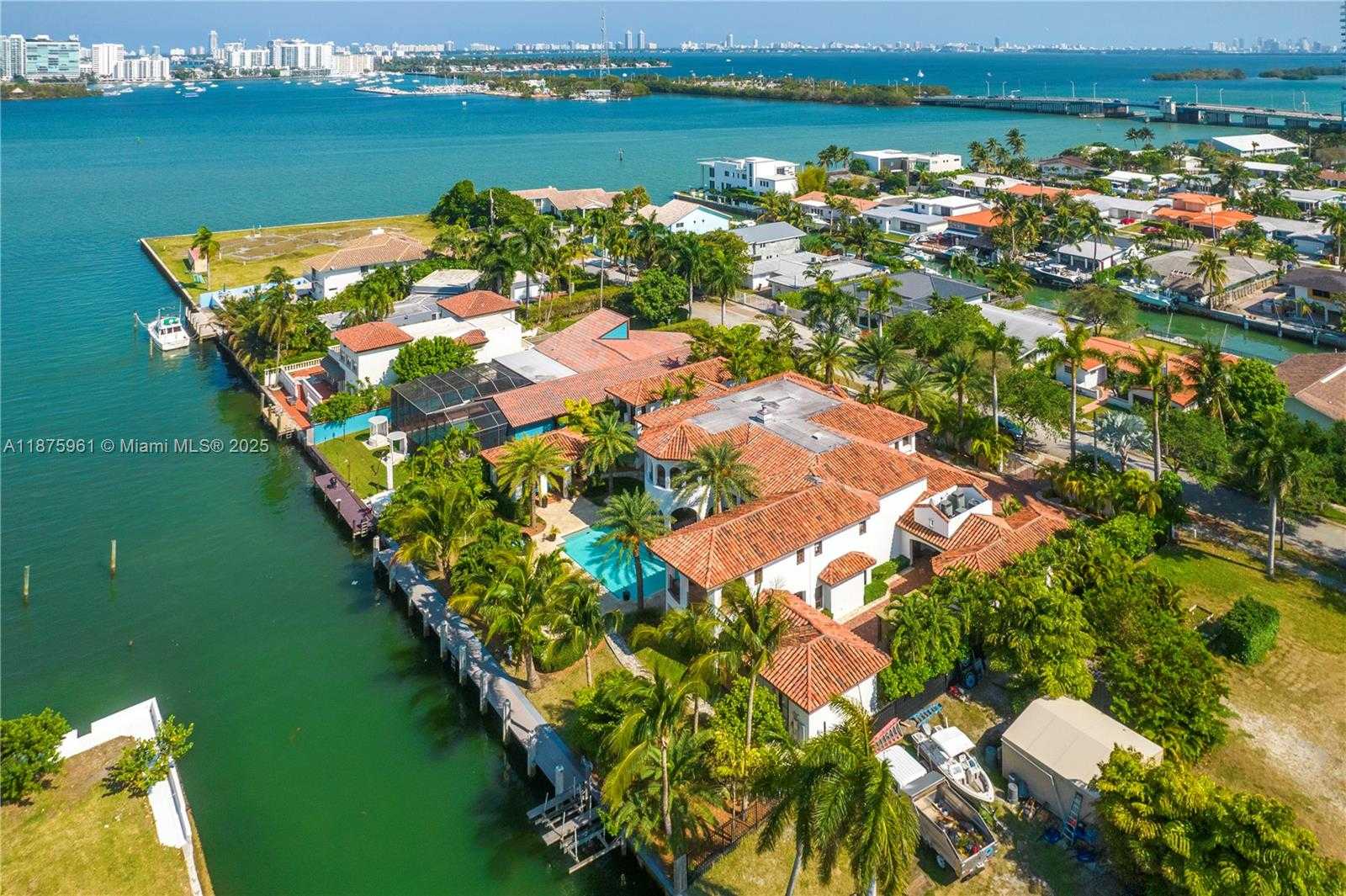 Small Image of 1201 NORTH EAST 83RD ST, Miami Number 38