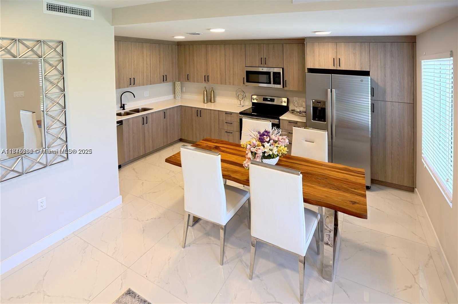 Small Image of 25761 SOUTH WEST 144TH AVE, Homestead Number 2