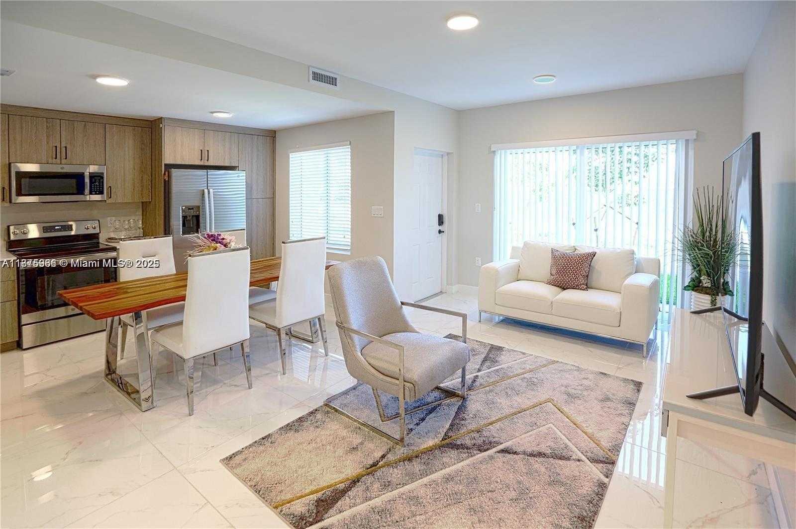 Small Image of 25761 SOUTH WEST 144TH AVE, Homestead Number 3