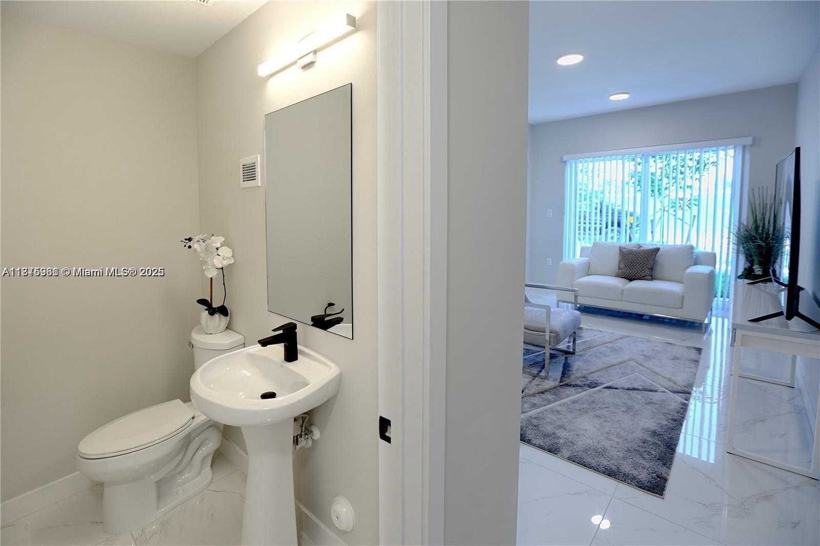 Small Image of 25761 SOUTH WEST 144TH AVE, Homestead Number 8
