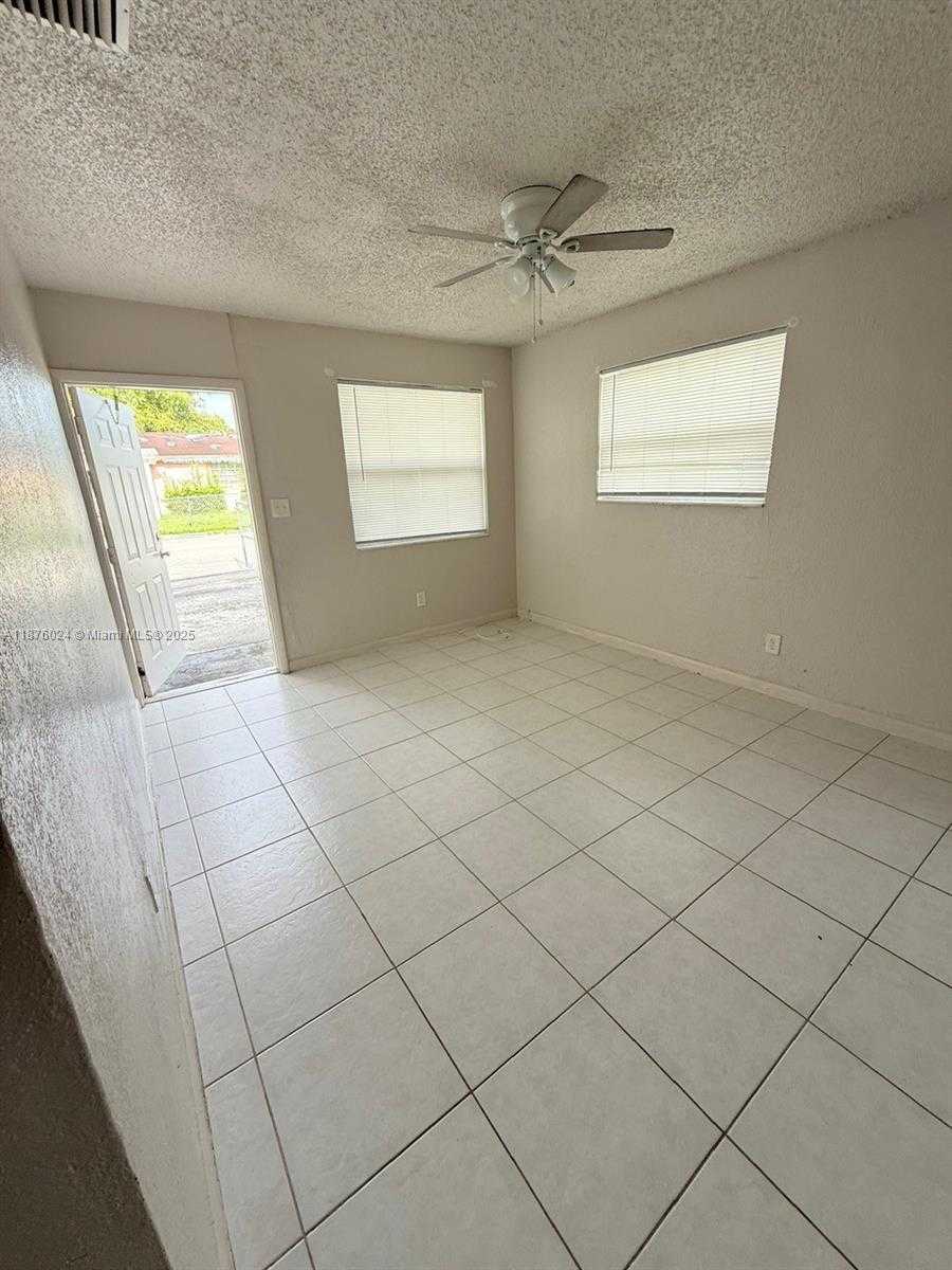 Small Image of 2798 NORTH WEST 9TH PL, Fort Lauderdale Number 19