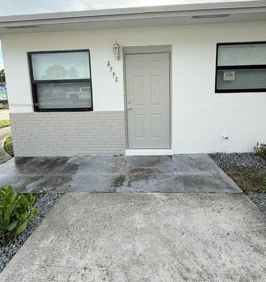 Small Image of 2798 NORTH WEST 9TH PL, Fort Lauderdale Number 8