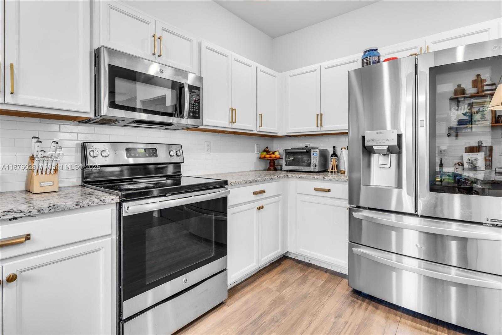 Small Image of 25264 SOUTH WEST 118TH AVE, Homestead Number 13