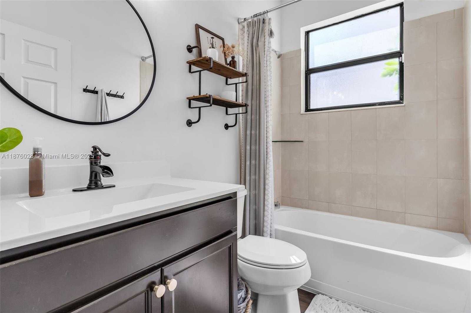 Small Image of 25264 SOUTH WEST 118TH AVE, Homestead Number 15