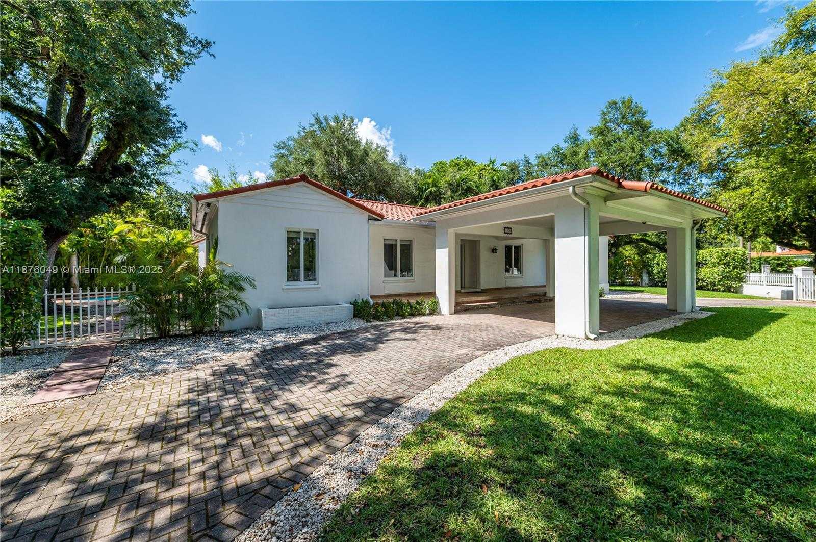 Small Image of 1820 FERDINAND ST, Coral Gables Number 13
