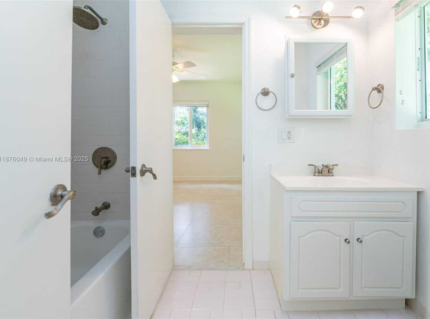 Small Image of 1820 FERDINAND ST, Coral Gables Number 19