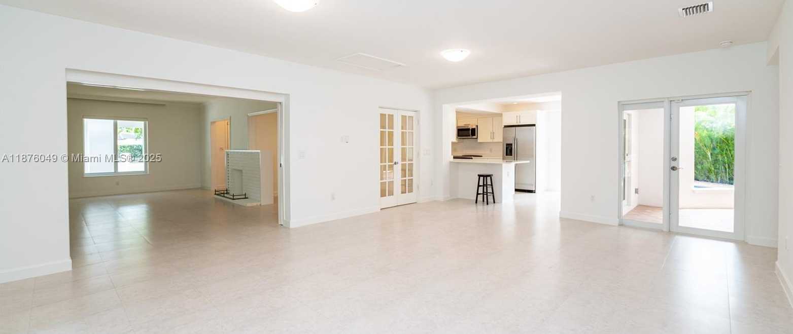 Small Image of 1820 FERDINAND ST, Coral Gables Number 25