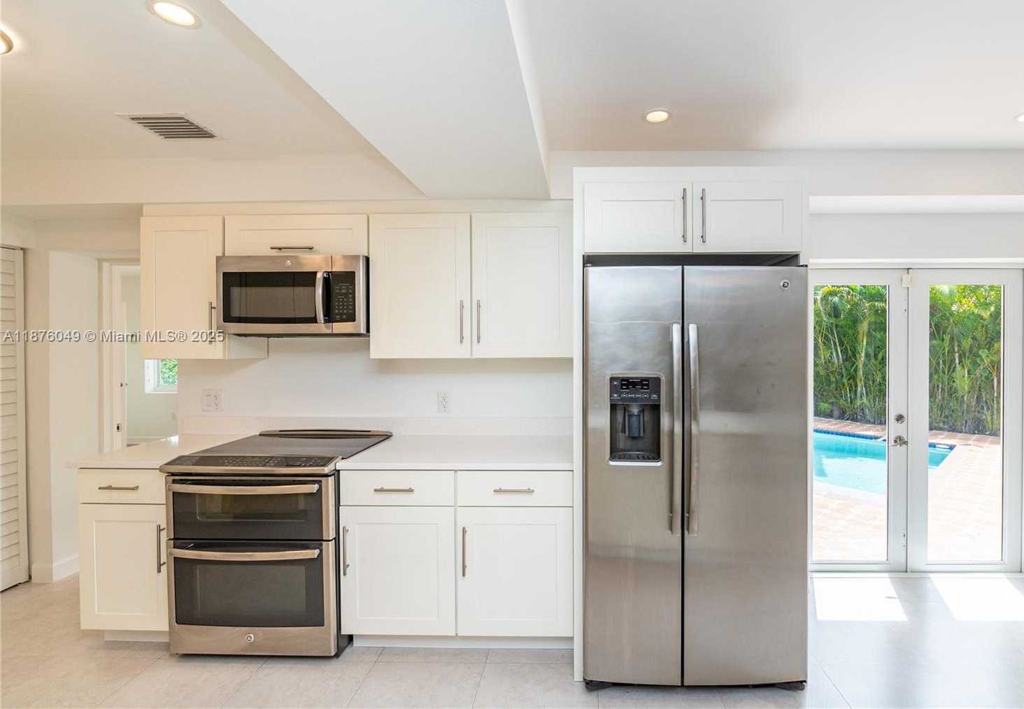 Small Image of 1820 FERDINAND ST, Coral Gables Number 27