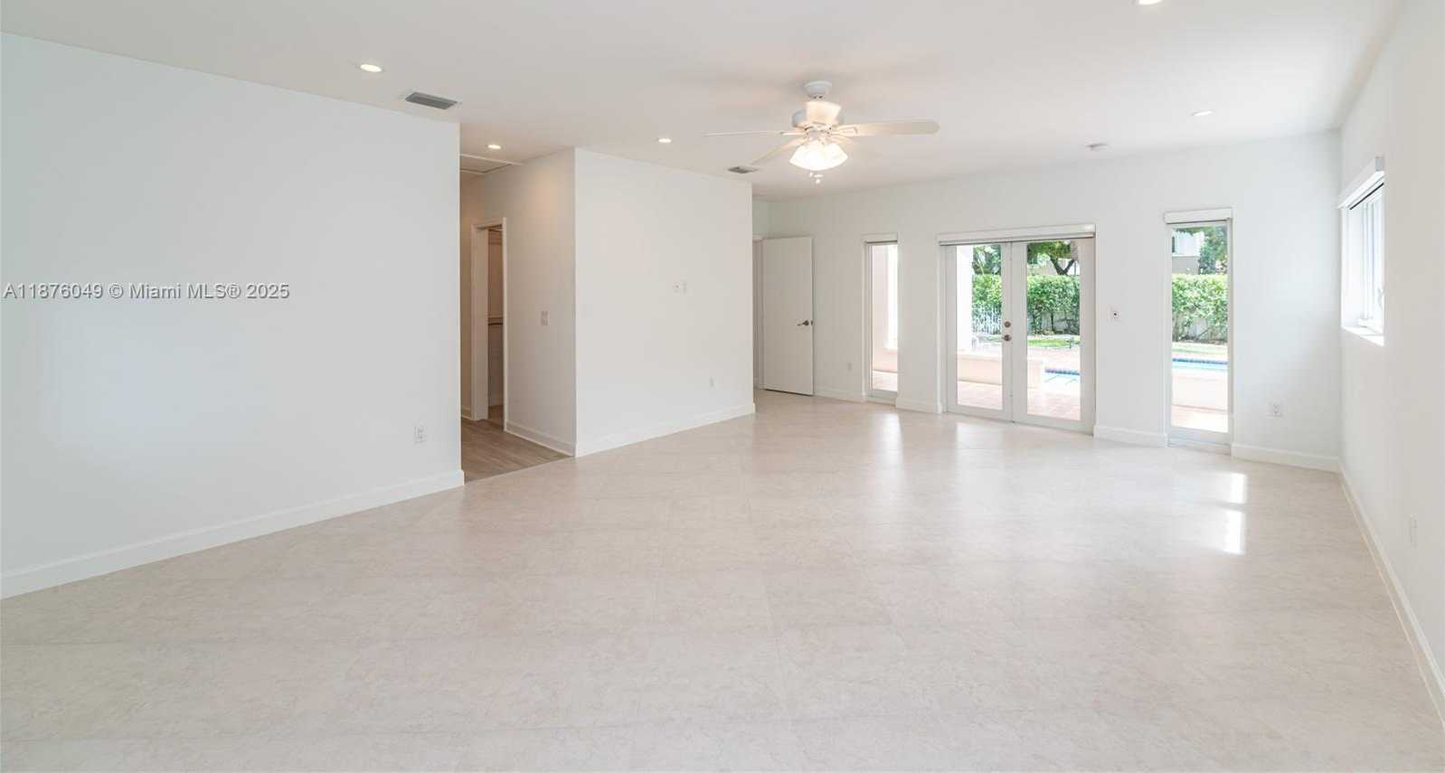 Small Image of 1820 FERDINAND ST, Coral Gables Number 28