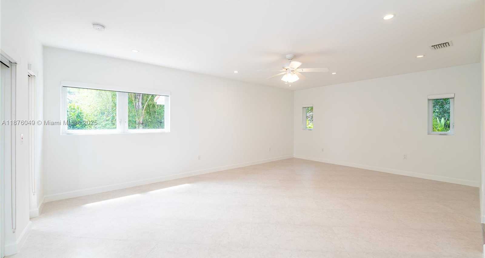 Small Image of 1820 FERDINAND ST, Coral Gables Number 29