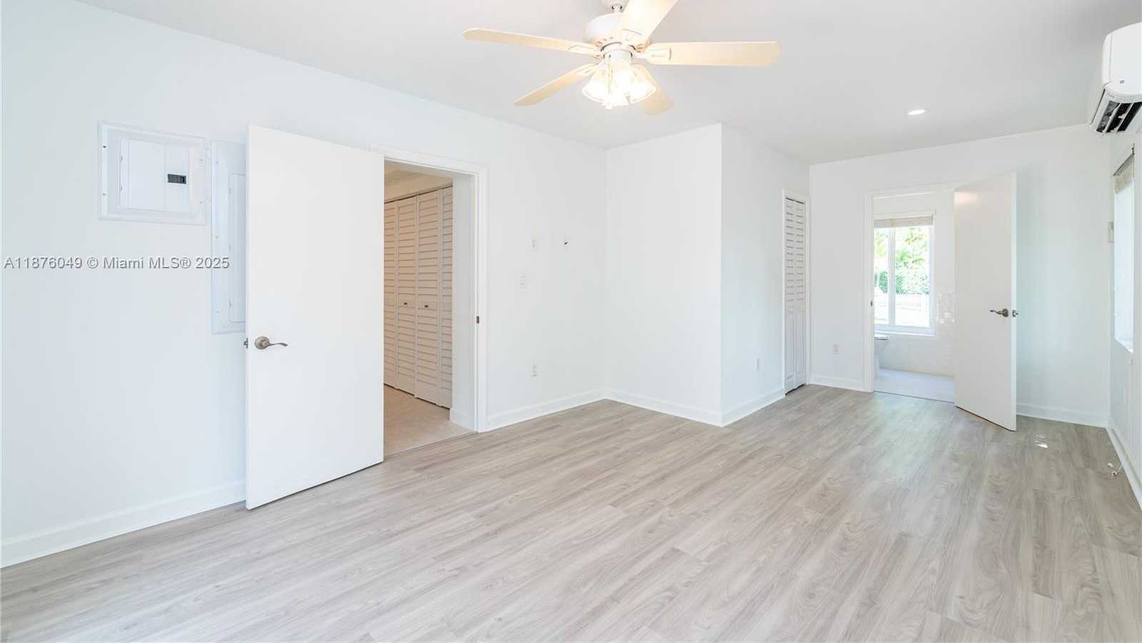 Small Image of 1820 FERDINAND ST, Coral Gables Number 35