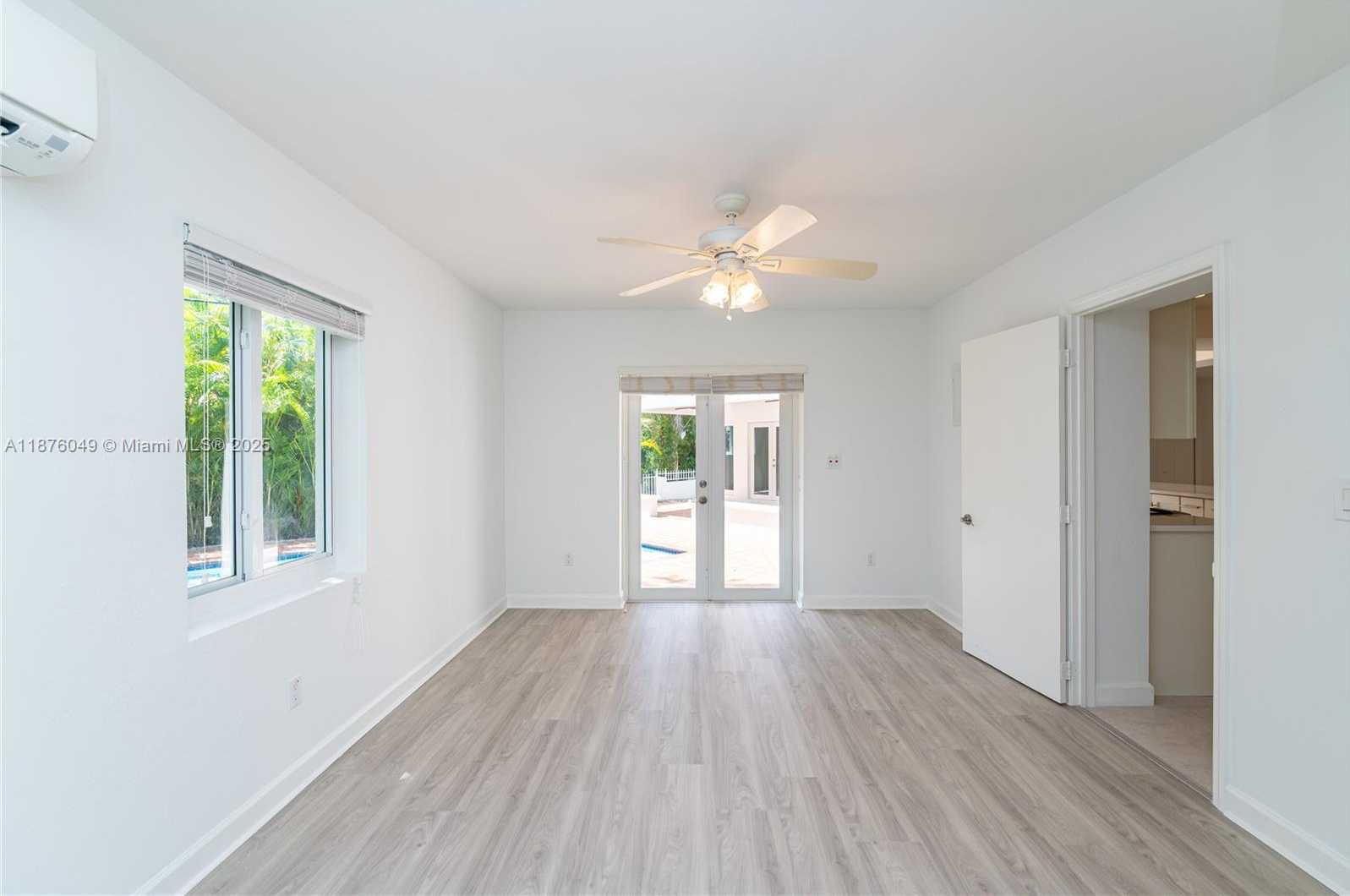 Small Image of 1820 FERDINAND ST, Coral Gables Number 37
