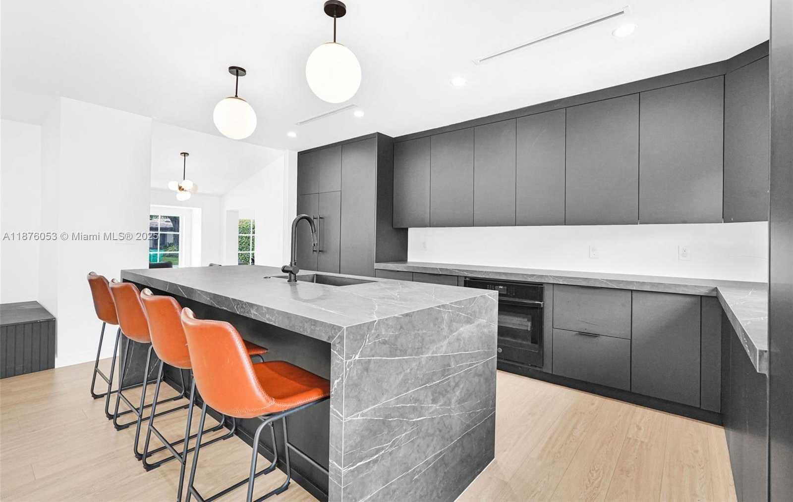 Small Image of 6135 SOUTH WEST 29TH ST, Miami Number 10
