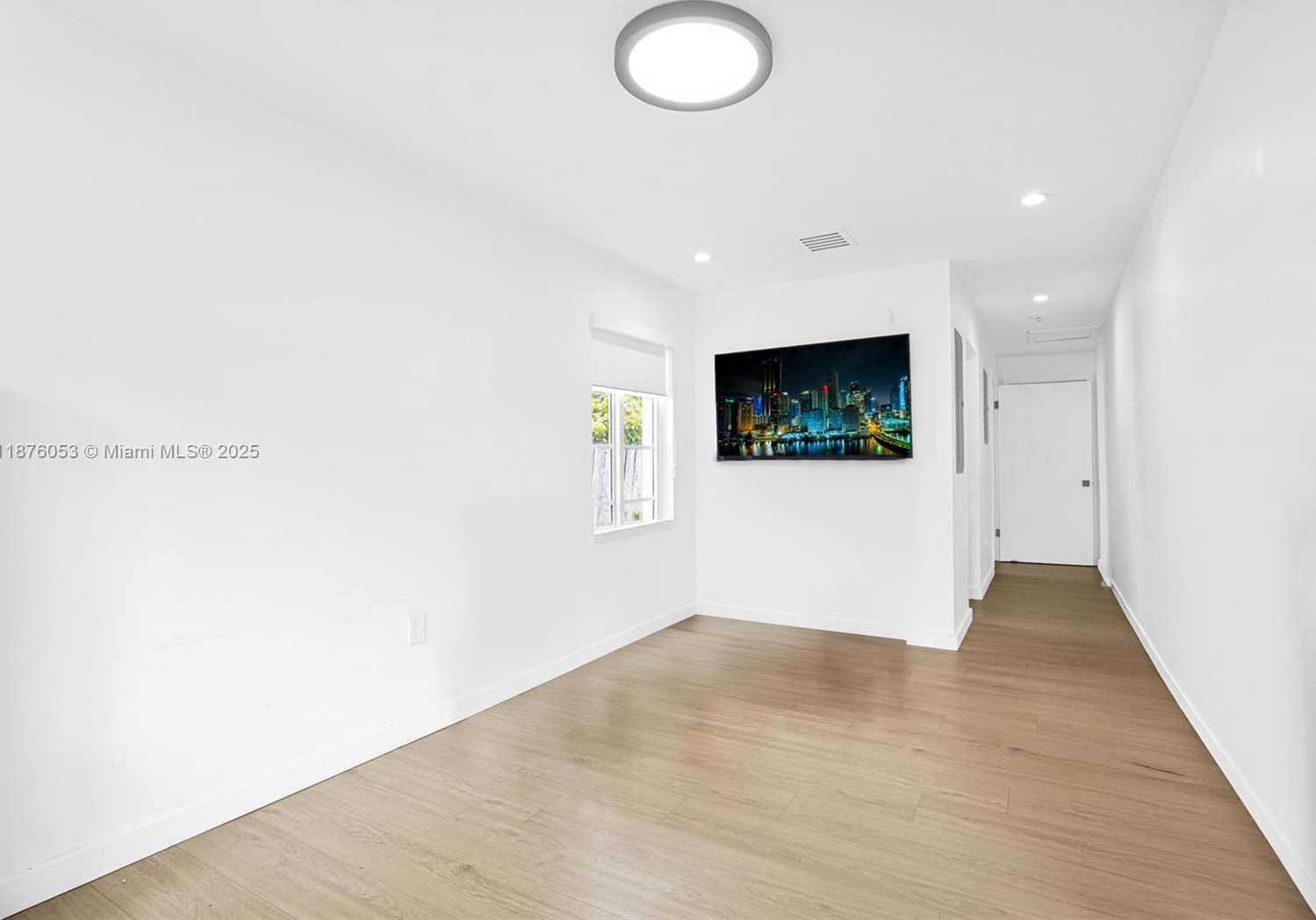 Small Image of 6135 SOUTH WEST 29TH ST, Miami Number 11