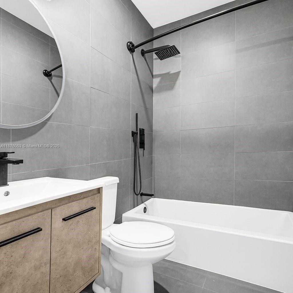 Small Image of 6135 SOUTH WEST 29TH ST, Miami Number 16