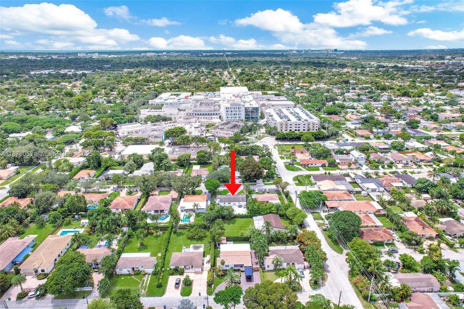 Small Image of 6135 SOUTH WEST 29TH ST, Miami Number 23